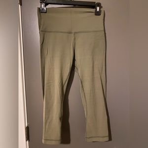 Bonesy Lululemon Align High Rise 19” Crop Leggings